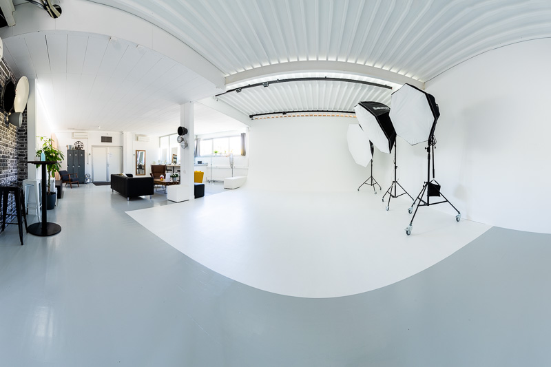 Location studio photo à Genève avec cyclorama de 6 mètres