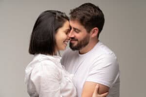 Photo de couple intime à Plainpalais, Caro.